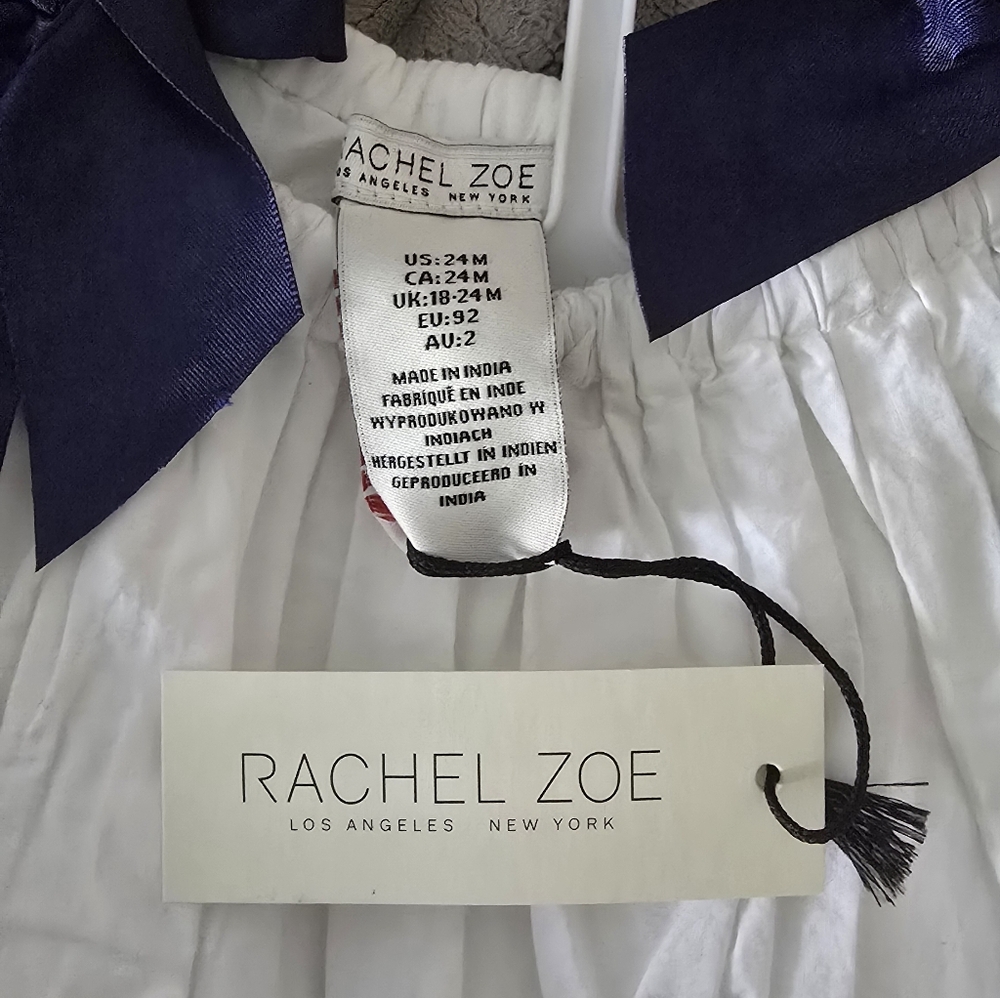 Rachel Zoe White Dress with Dark Blue Accent Seashells....shoes included Size 9